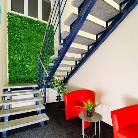 Hostel Kubra 623 Trenčín